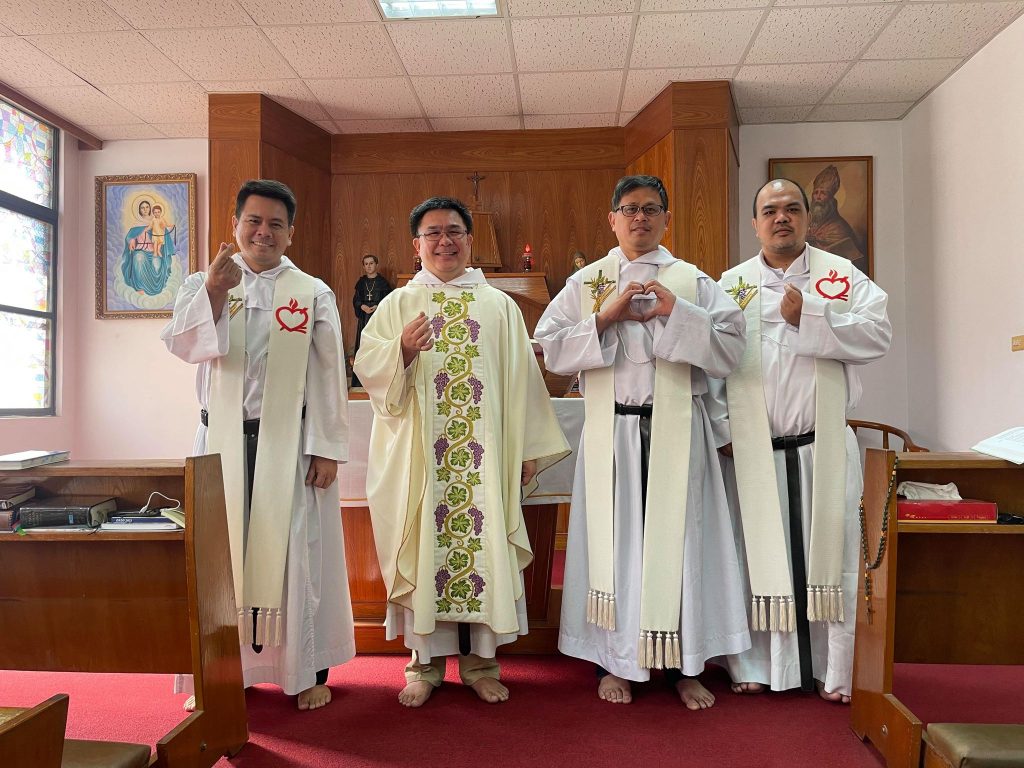 Recoletos de Taiwan Community. (from L-R) Fray Launio, Fray Dequilla, <br/> Fray Maturan, and Fray Magbojos.